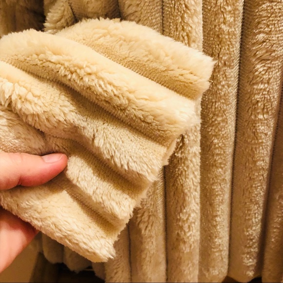 ZARA Plush Sweater - Picture 4 of 5